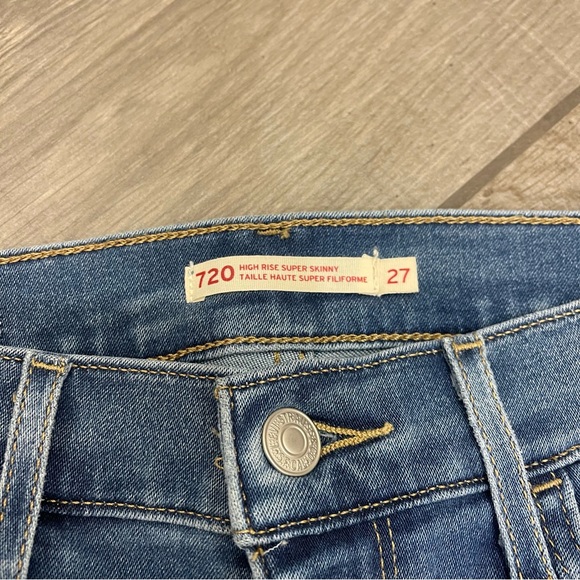 Levi’s 720 High Rise Super Skinny Jeans - Picture 2 of 3